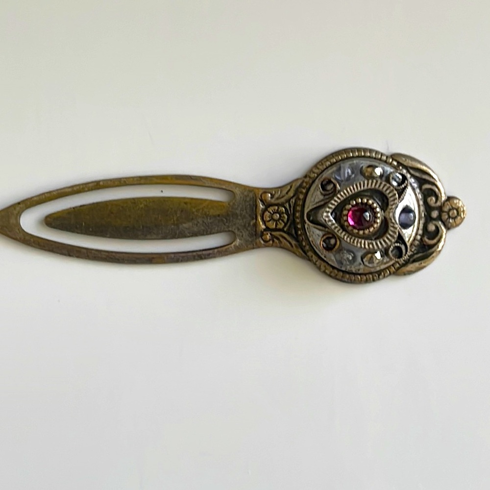 Vintage Victorian style bookmark in antique silver color color and rhinestones
